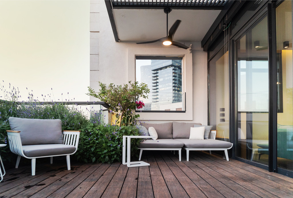 sara ranieri architect exterior terrace in Tel-aviv